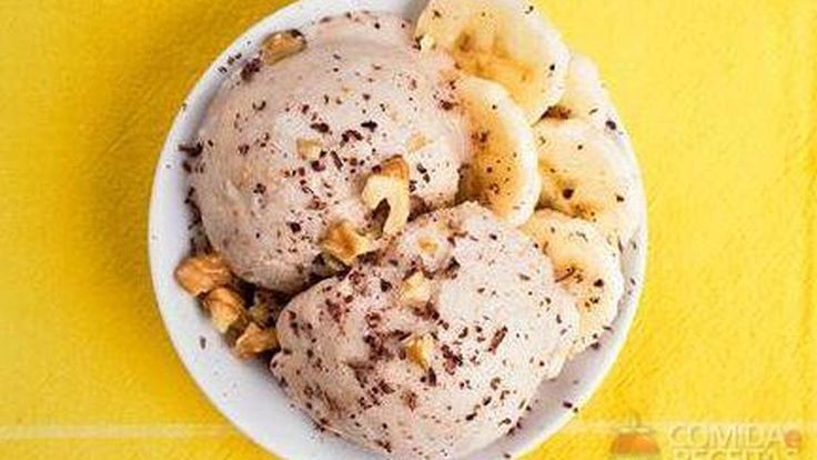 Receita-de-Sorvete-de-banana-com-pasta-de-amendoim Sorvete Cremoso de Banana Congelada com Pasta de Amendoim e Toque de Cacau surreal - mesacheia